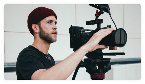 cameramanTop cameramanTop